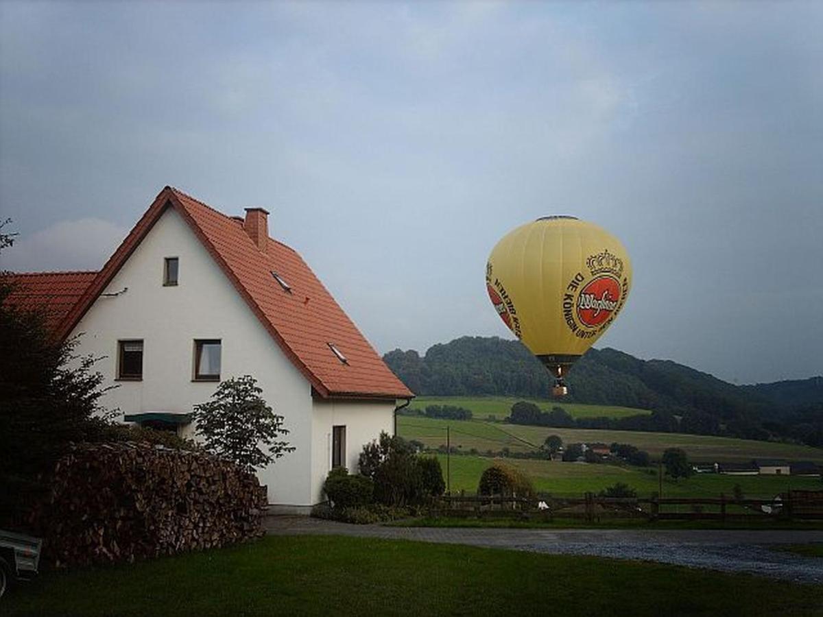 Ferienwohnung Im Haus Am Wald Brilon Buitenkant foto